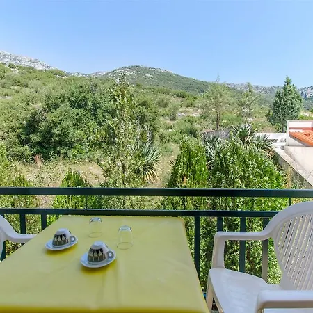 Spomenka
